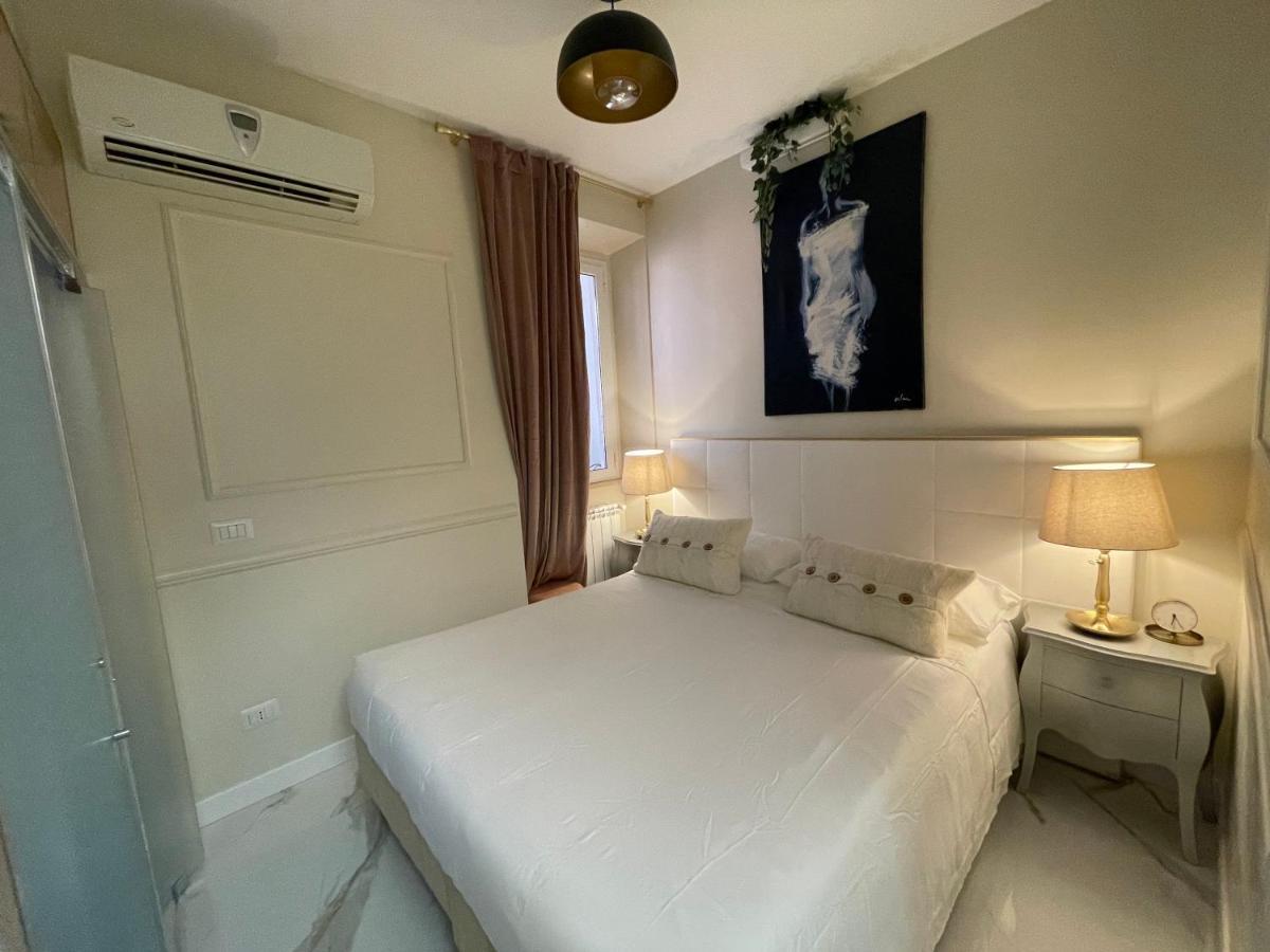Spanish Steps Glamour & Sauna Luxury Apartment **** Rome Exterior photo